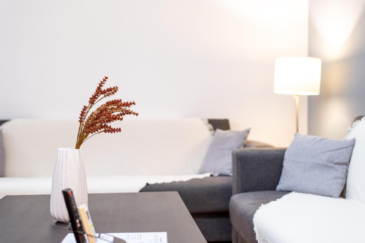 Aelia Apartment 아르테미다 외부 사진